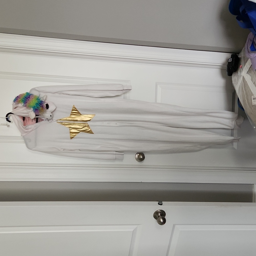 Womens unicorn onesie. Size XS. White.